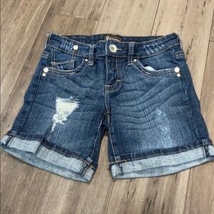 5 for $25 Bu from Malibu| destroyed shorts‎
